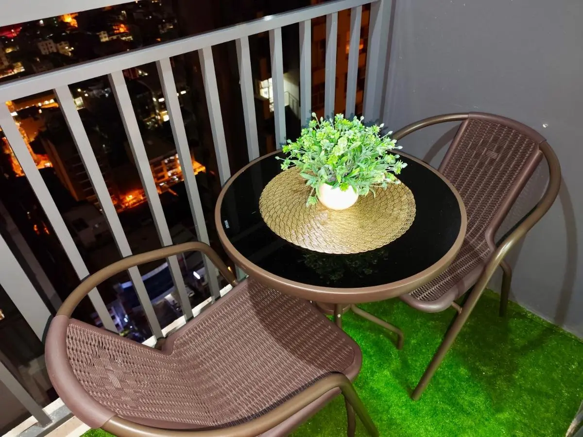Image 2 of The GoodVibes Condotel Red Residences Makati