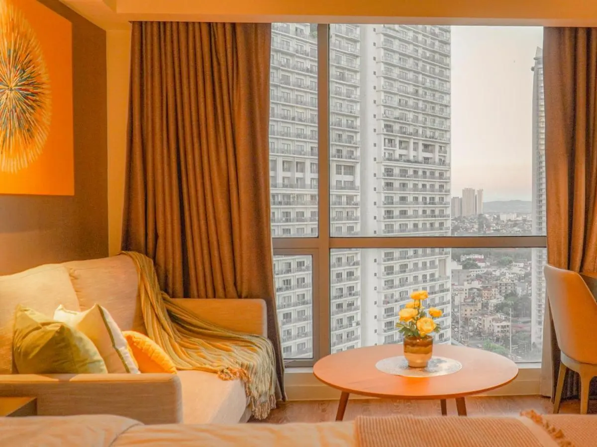 Image 1 of The Hotel Residences at Acqua Tower