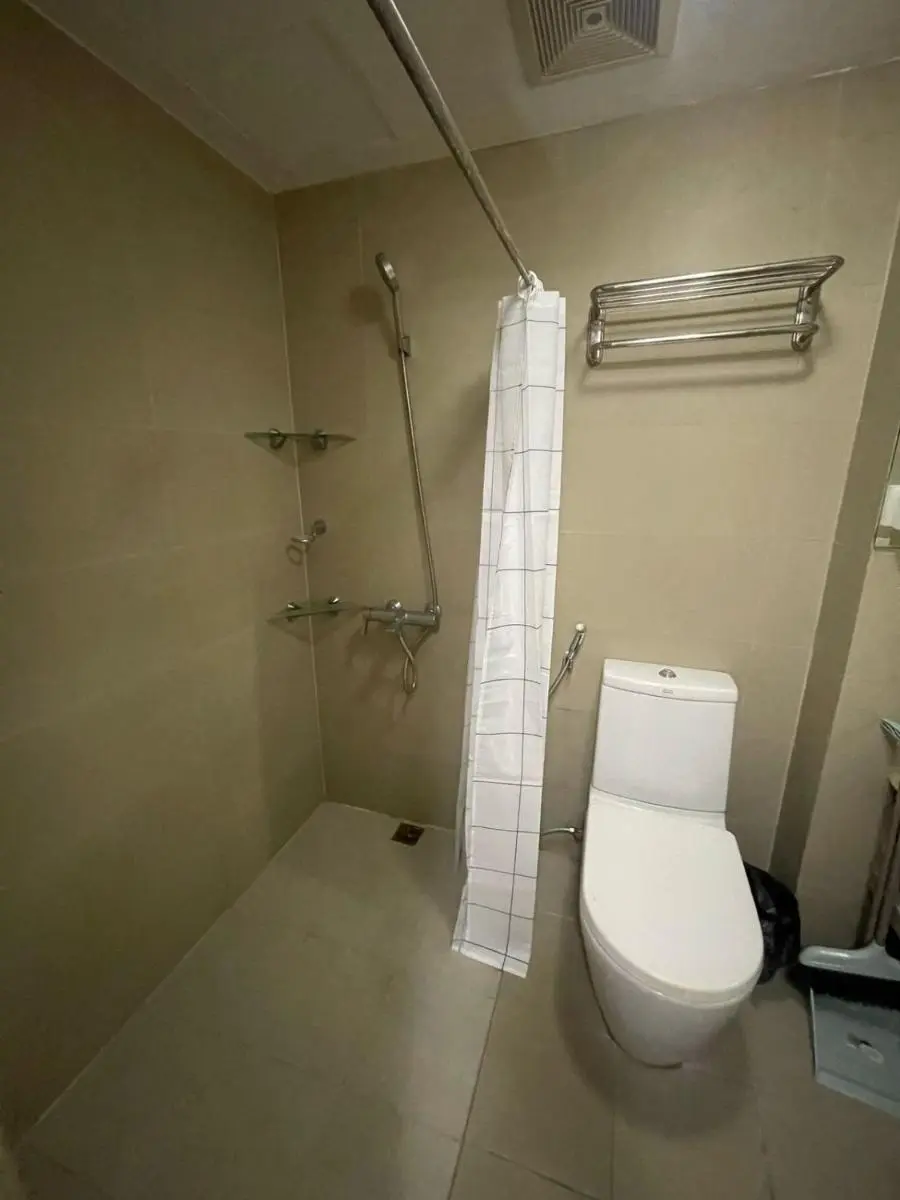 Image 2 of The Serenity Tower 2610