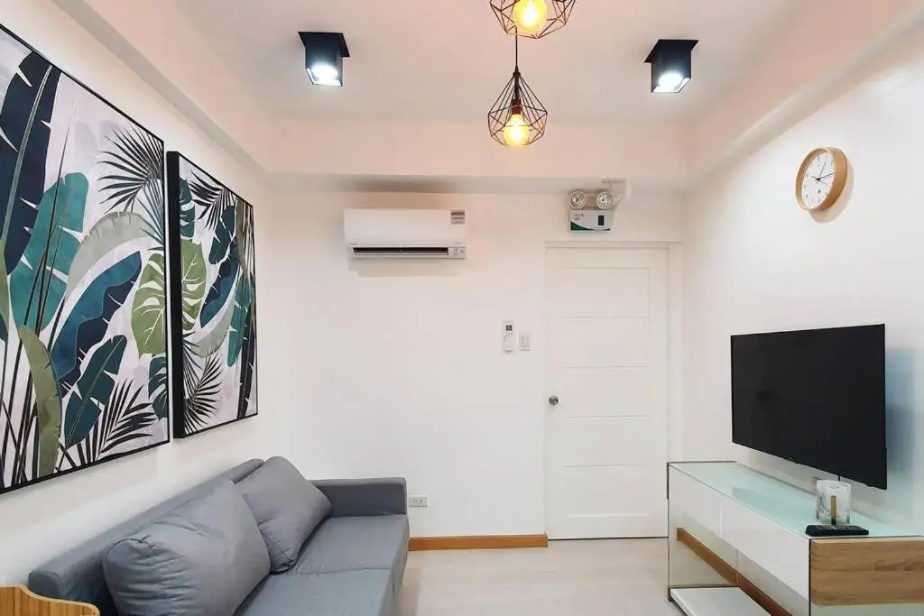 Image of Travelers Inn – Cozy Capsule Bunks, Makati