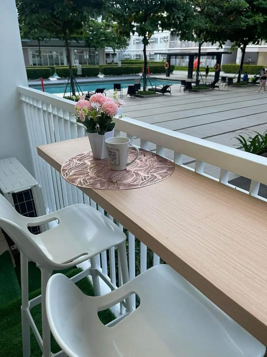 Image 6 of Trees Residence in Quezon City with balcony.