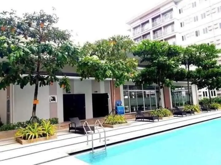 Image 4 of Trees Residence in Quezon City with balcony.