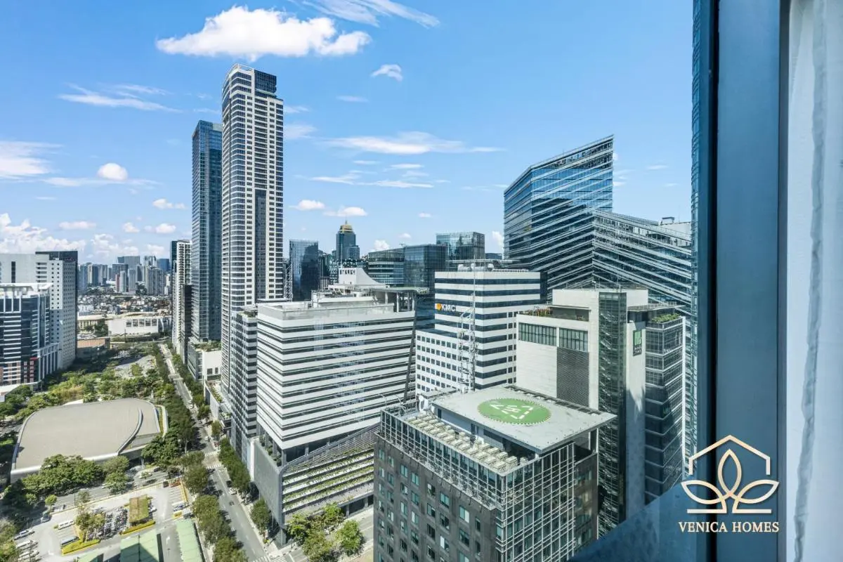 Image 5 of Tropical Oasis w/ the best view of BGC + Netflix