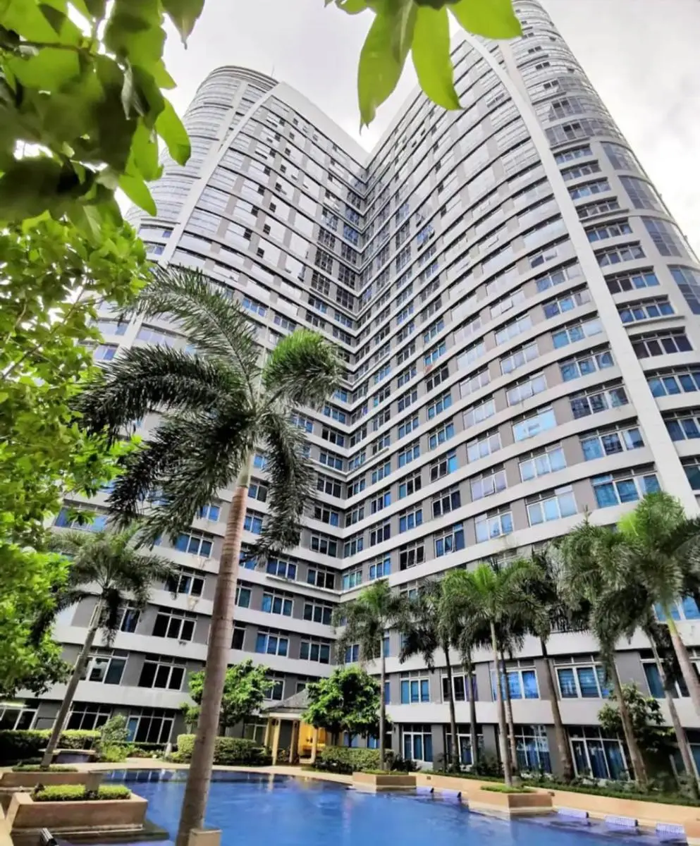 Image 6 of Unique Fast Wifi Free Pool & Gym in Eastwood