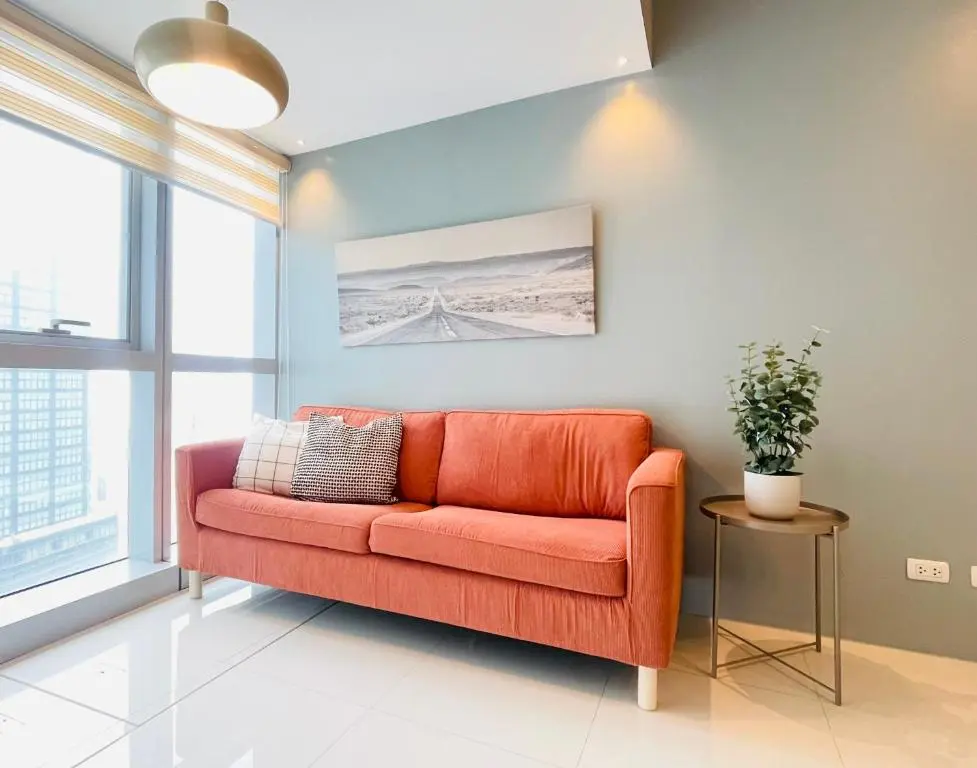 Image of Uptown Parksuites BGC
