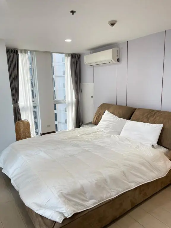 Image of Venetian Haven BGC Venice Grand Canal Apart ment, 4 Bedrooms, for 10 Guests