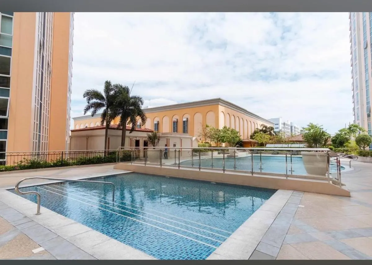 Image 2 of Venetian Panorama BGC Venice Grand Canal Apart ment, 4 Bedrooms, for 10 Guests