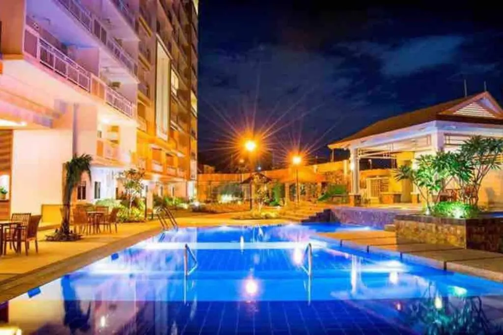 Image 3 of Viera Residences