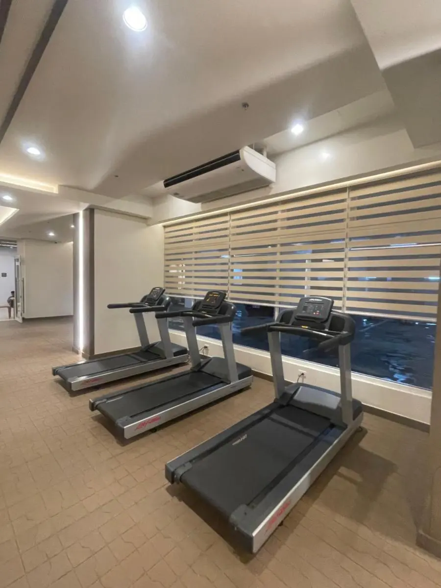 Image 1 of Vincondotel Near BGC Fairlane