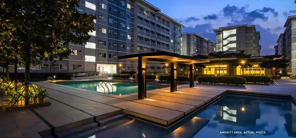 Image of Whole Condo with Pool Great for Staycation