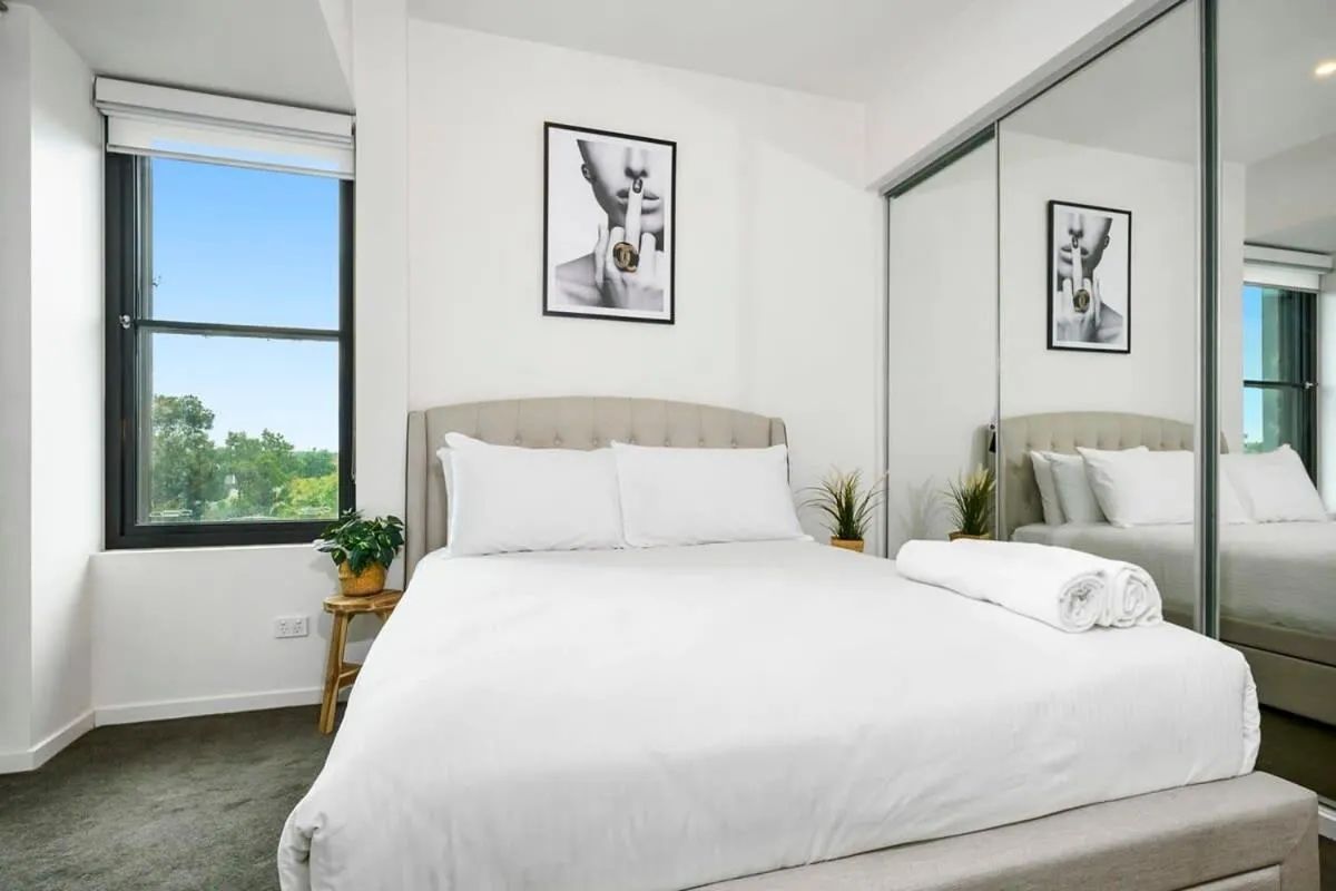 2BR Penthouse Apt Rooftop Terrace, Spa & BBQ — 2