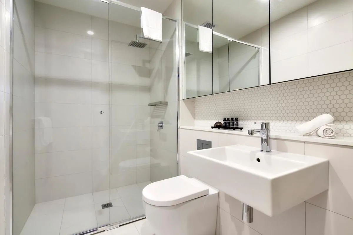381 Cremorne — 4