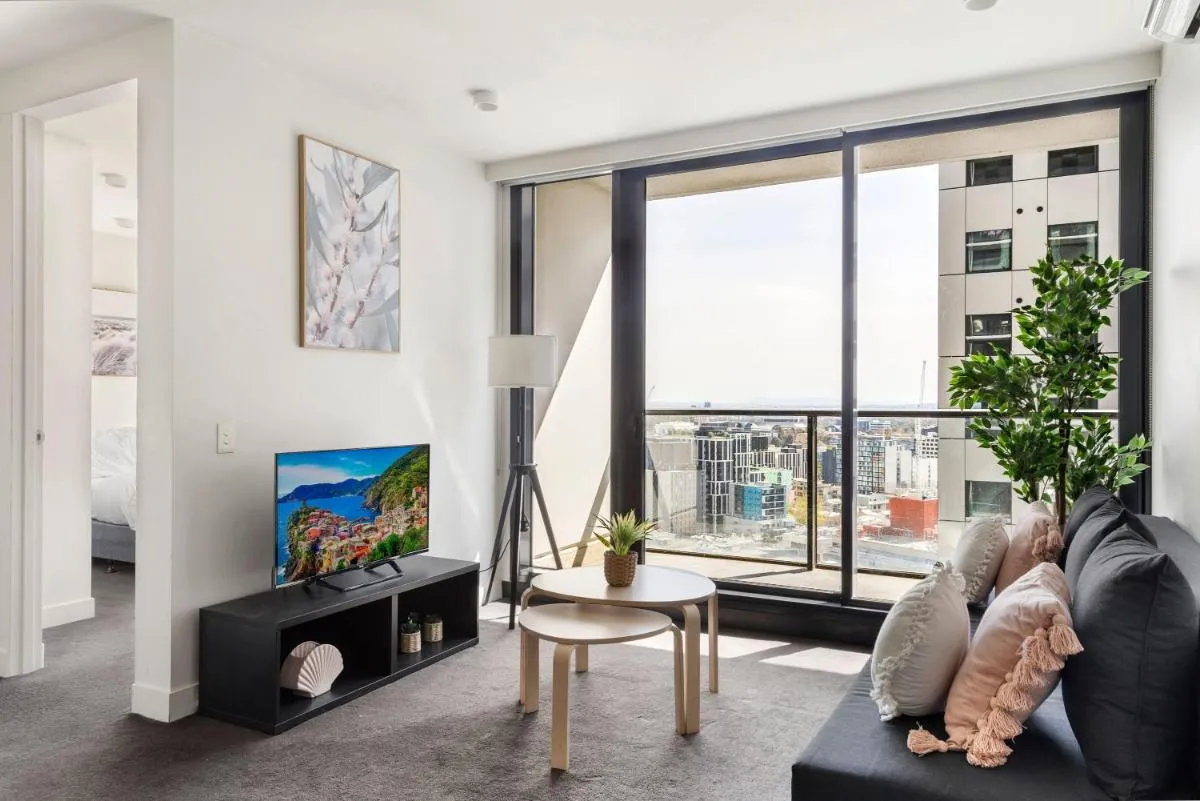 A 2BR Apt Near Melbourne Central Amazing Views — 5