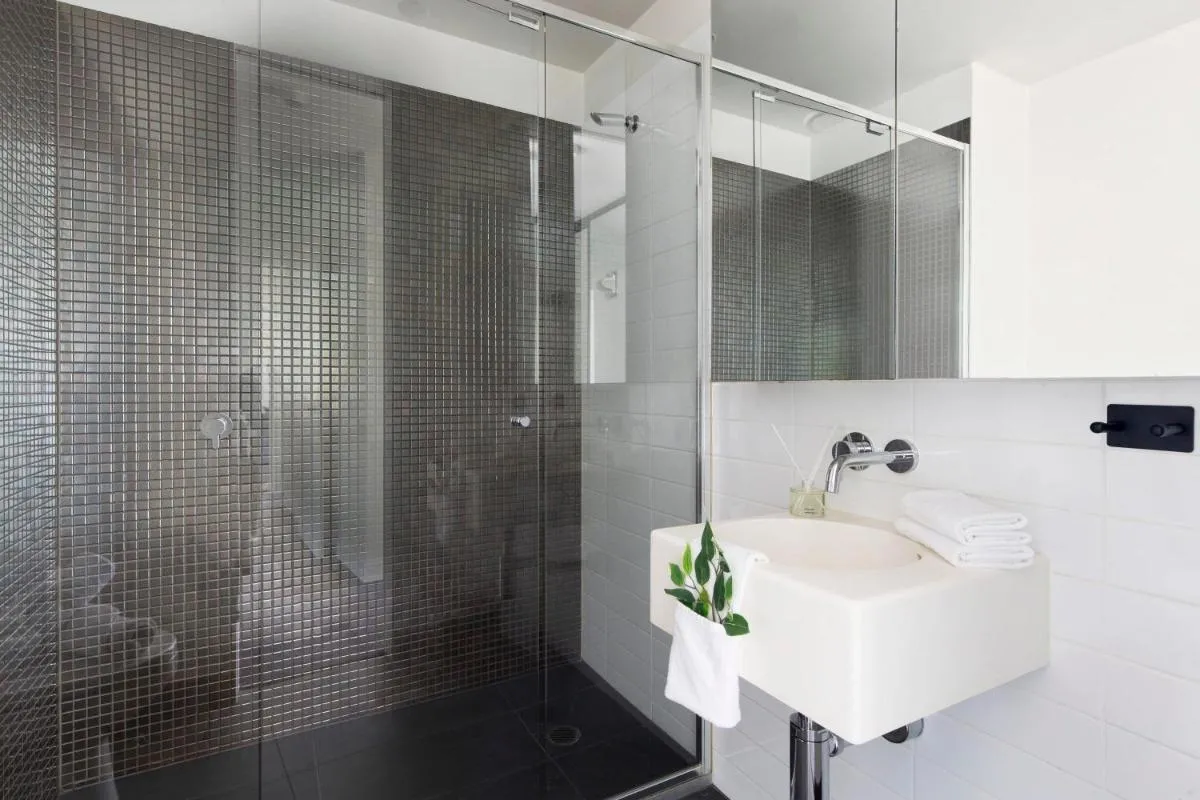 A 2BR Apt Near Melbourne Central Amazing Views — 3