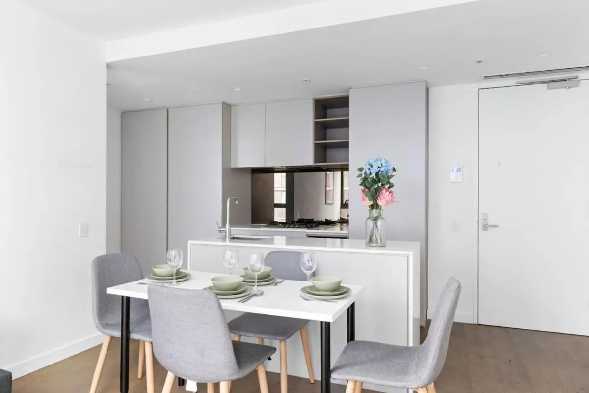 A 2BR Apt Near Melbourne Central & QV Market — 5