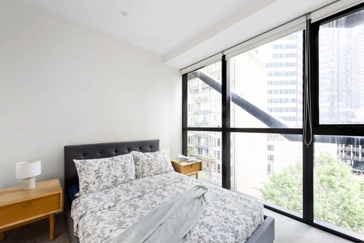 A Comfy 2BR Apt Next to QV & Melbourne Central — 2
