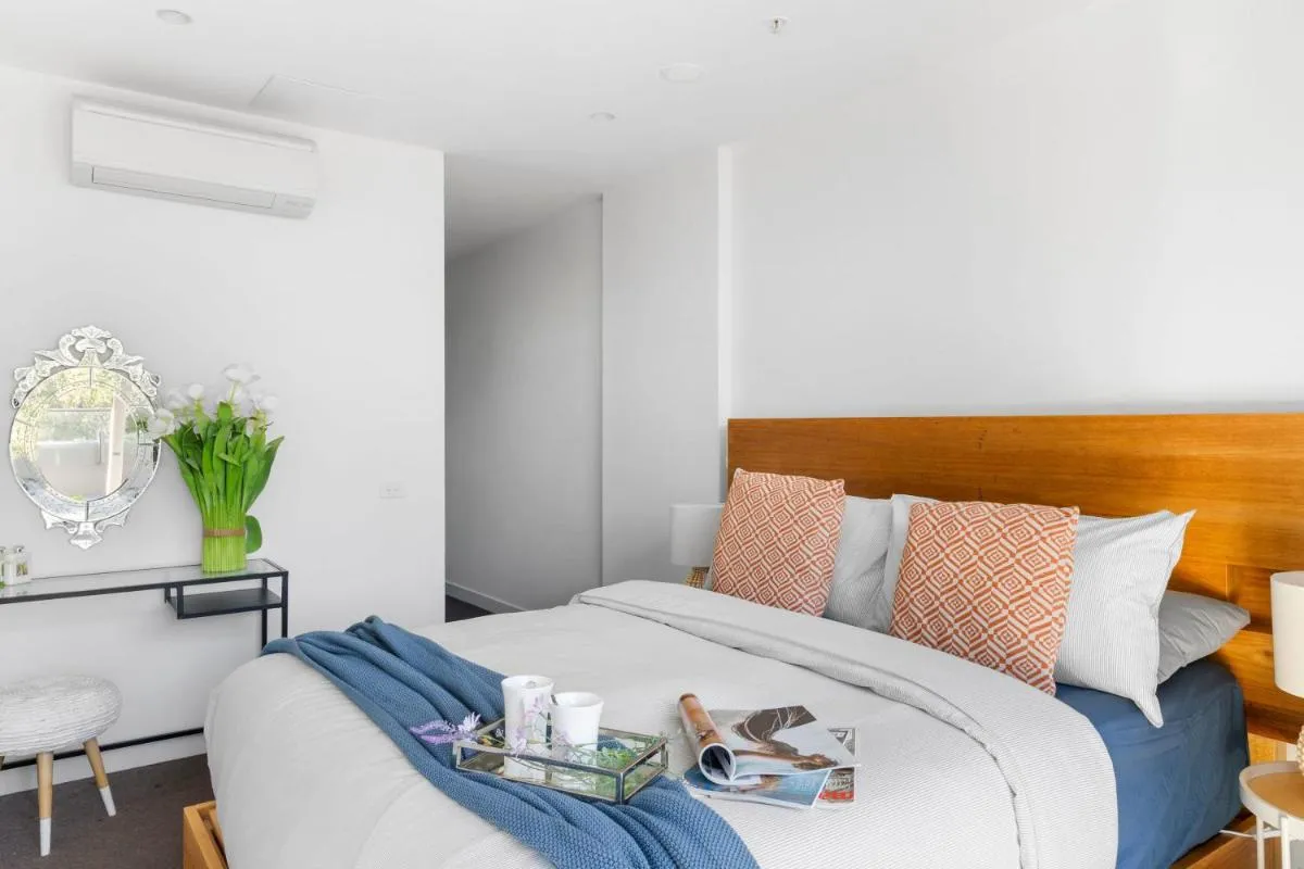 A Cozy 2BR Apt with a Large Balcony FREE Parking — 2