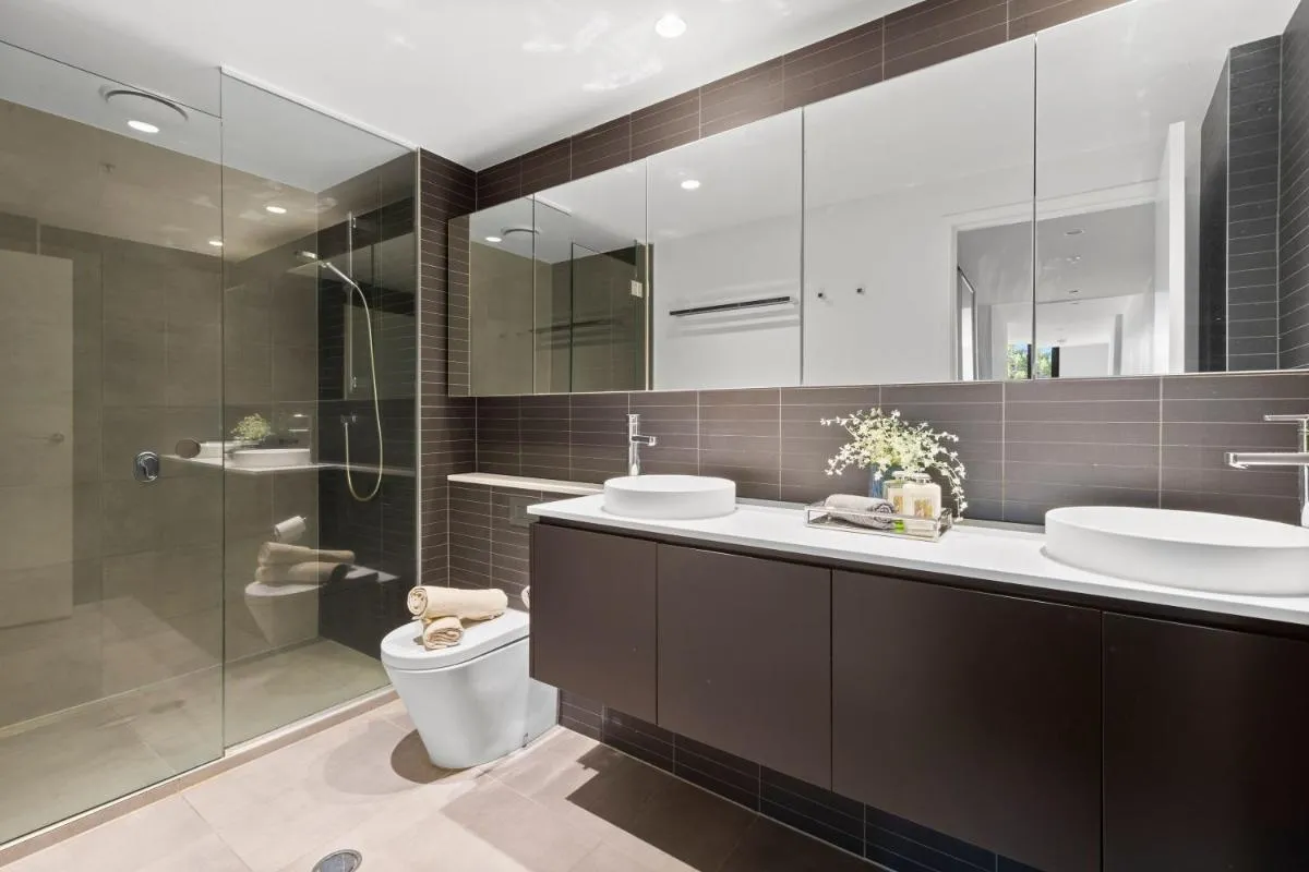 A Cozy 2BR Apt with a Large Balcony FREE Parking — 3