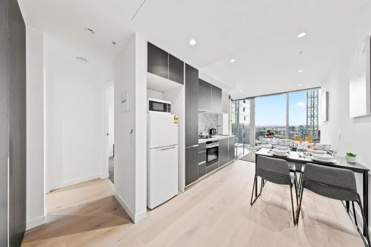 A Cozy & Lux Apt Next to Southern Cross Station — 5