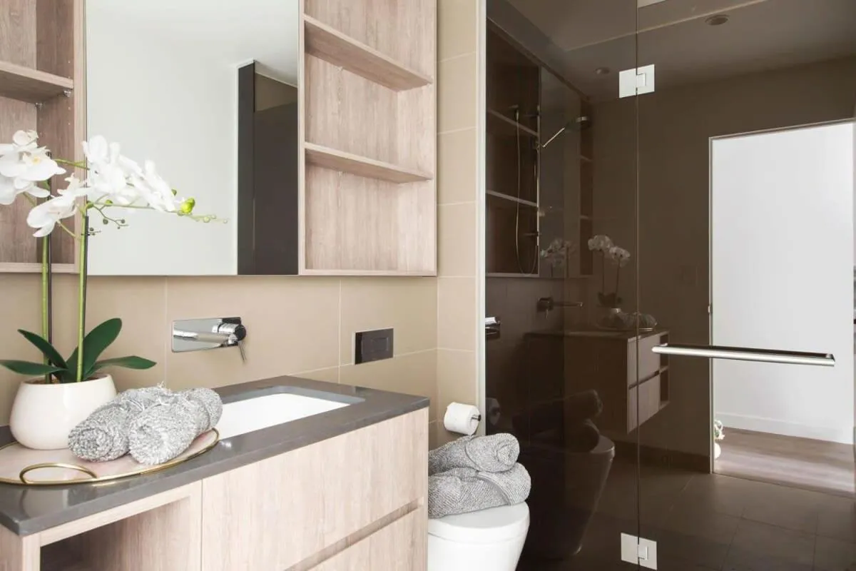 A Lux 2BR Apt Next to Southern Cross City Views — 3