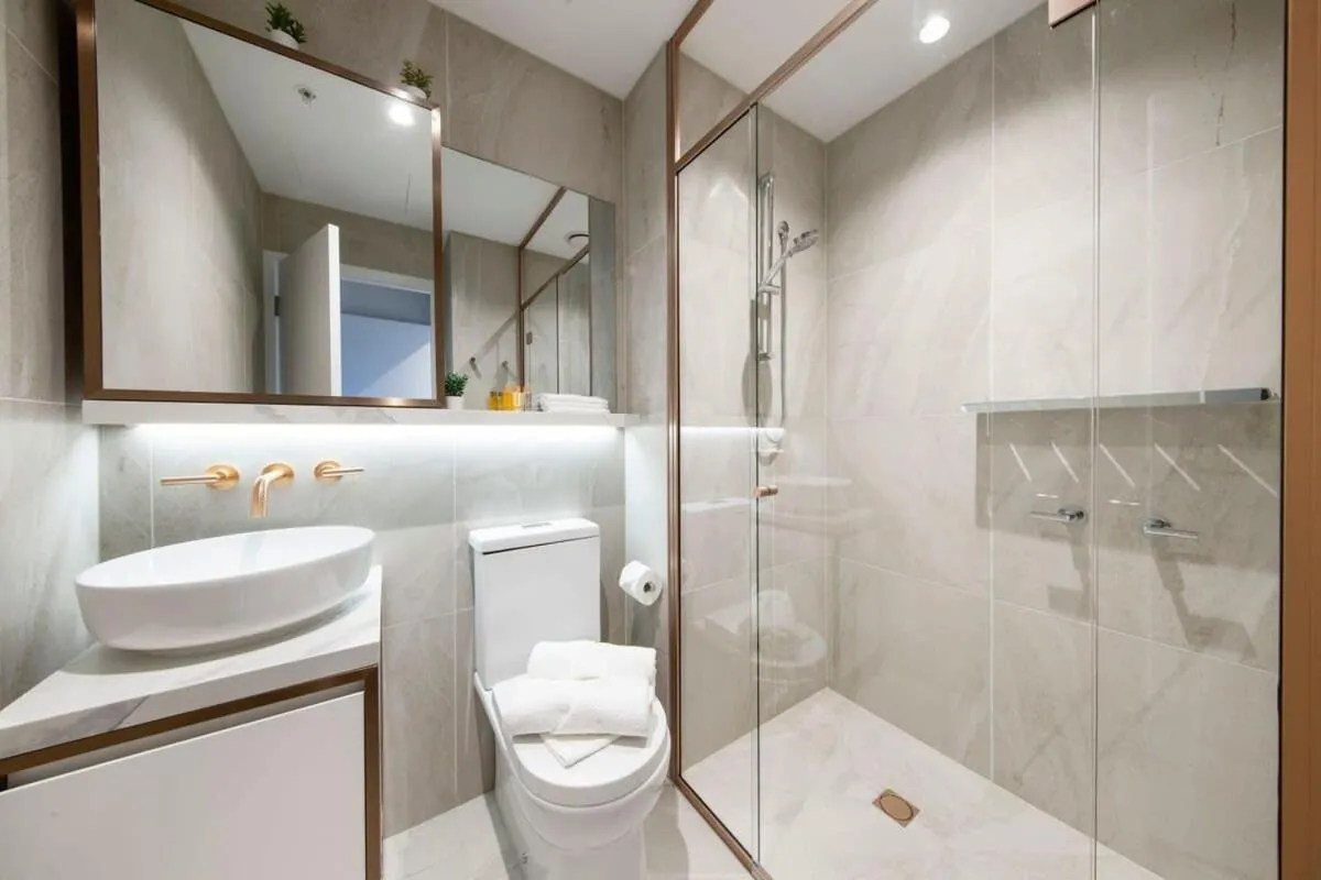 A Lux & Cozy 2BR Apt in the Heart of Chapel Street — 3