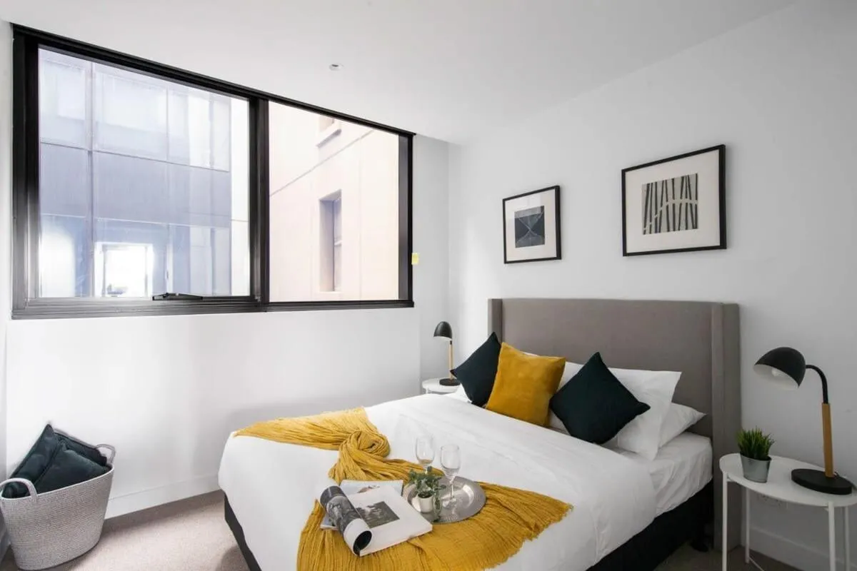 A Lux & Cozy 2BR Apt in the Heart of Chapel Street — 2
