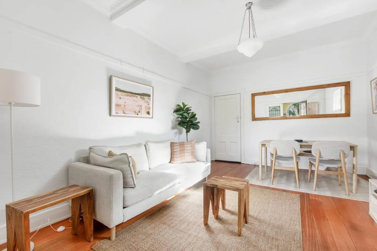 Acland Art Deco – Coastal Chic by St Kilda Beach — 4