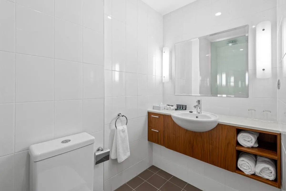 Amora Hotel Riverwalk — 3