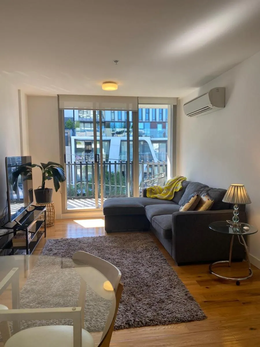 Bayside Melbourne Apartment — 4