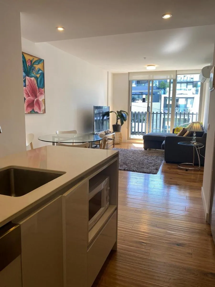 Bayside Melbourne Apartment — 5