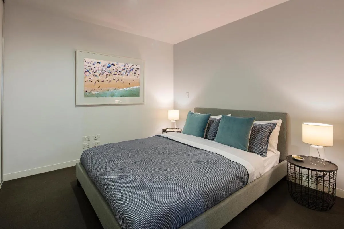 Beach Apartment Port Melbourne — 2