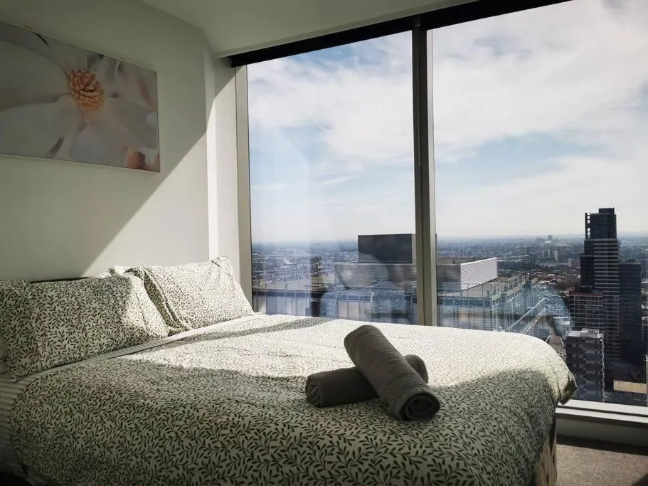 Brand New 2BR Apt at Mel CBD — 2