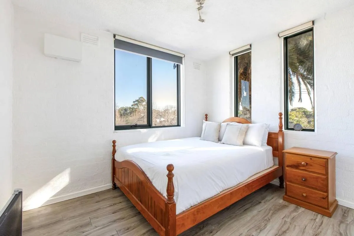 Bridport Rest – A Relaxed Albert Park Abode — 2