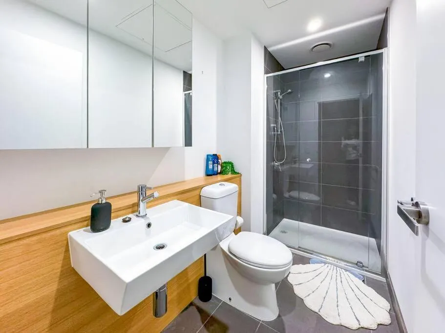 Brilliant 1B1B Skyline View Apt @CBD — 3