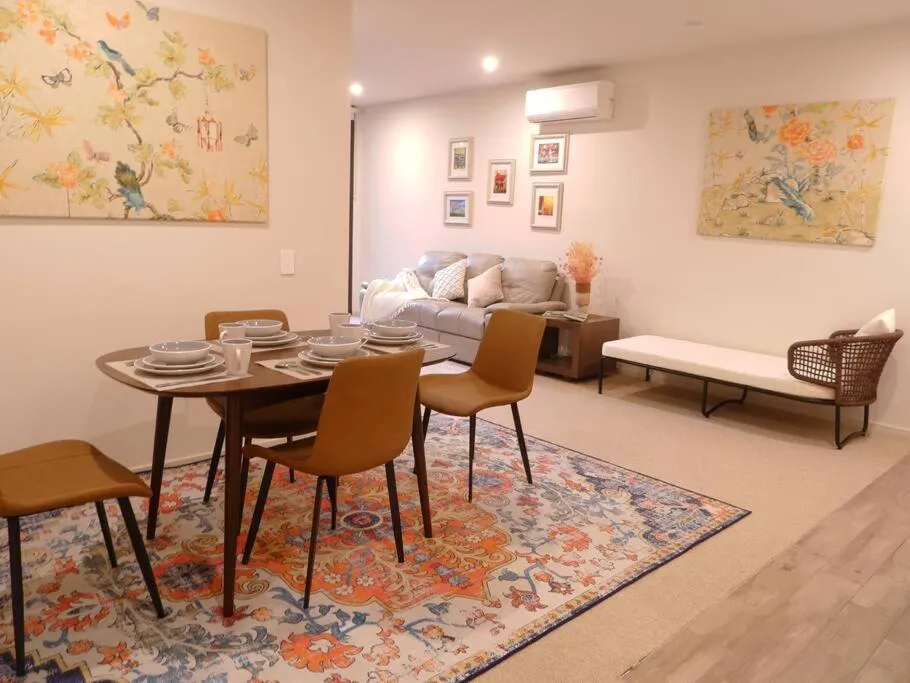 Caulfield Village Apartment