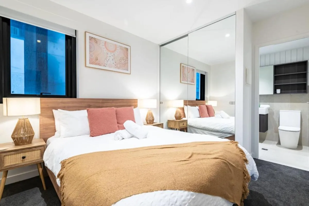 Central 2 Bedroom Apartment in Southbank — 4