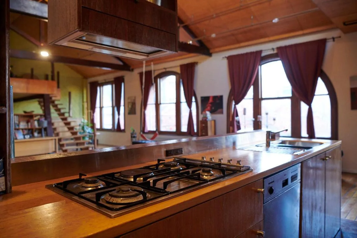 Central City Warehouse Apartment — 3