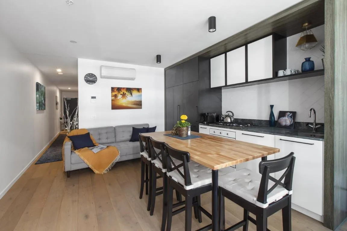 Central Simplicity – Modern Inner-city Living