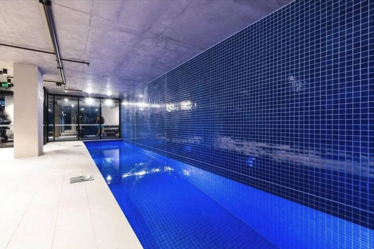 Central Simplicity – Modern Inner-city Living — 4