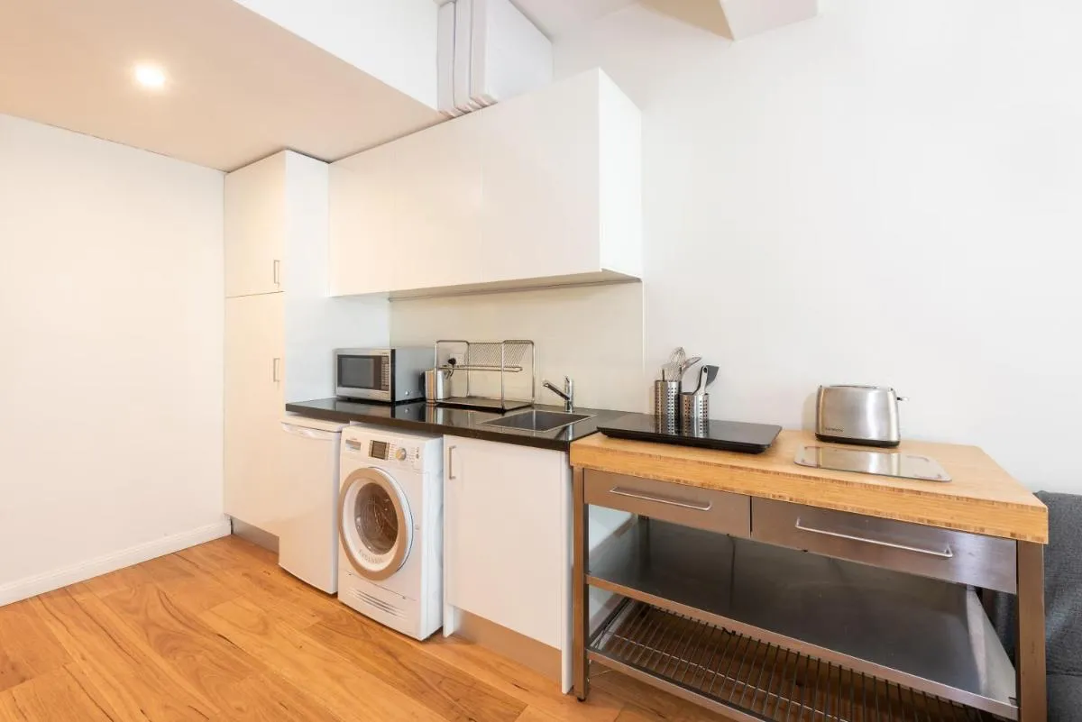 Central Studio in the Heart of Melbourne CBD! — 4