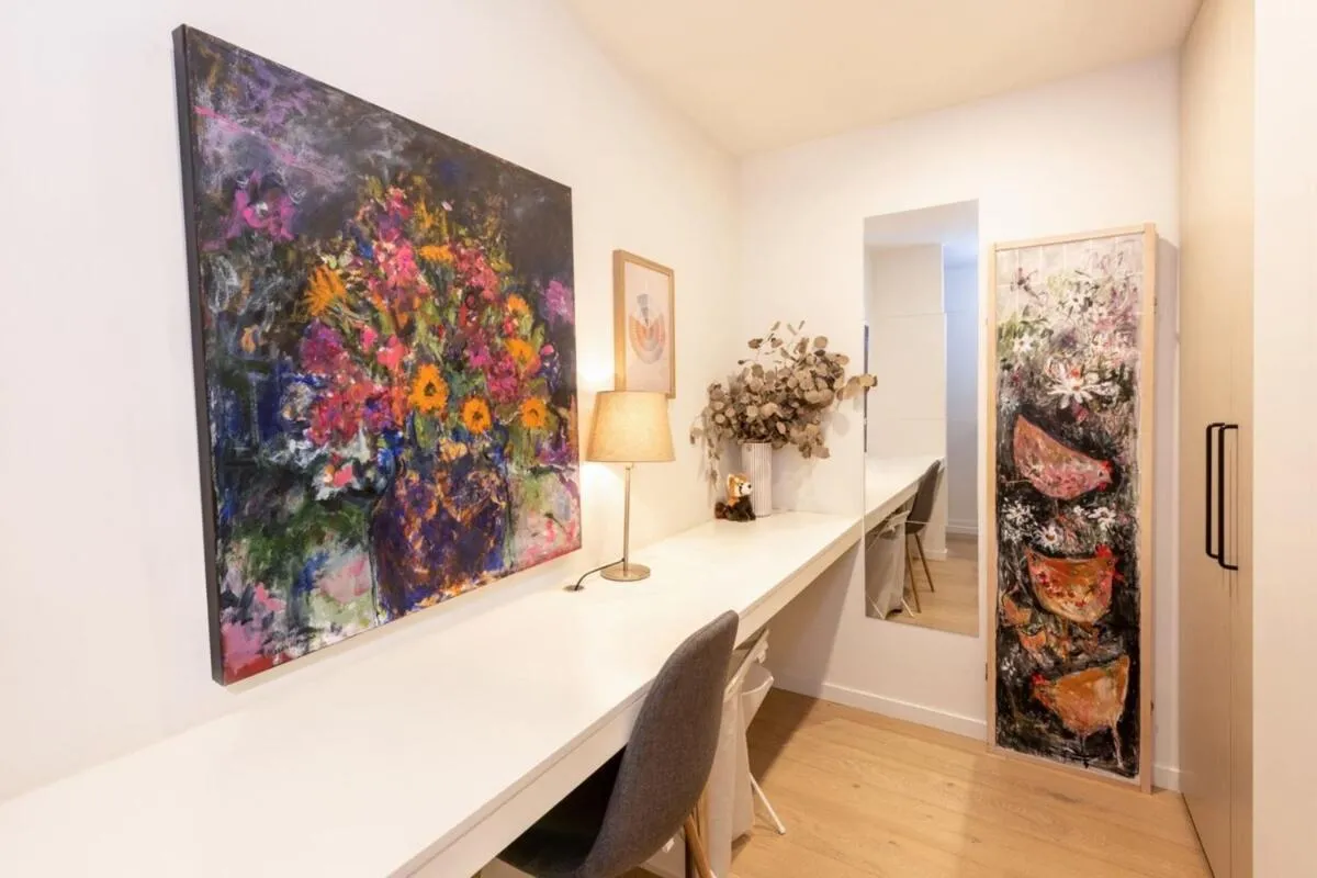 Charming 1-BR Apt wPool & Gym -15 mins from City! — 4