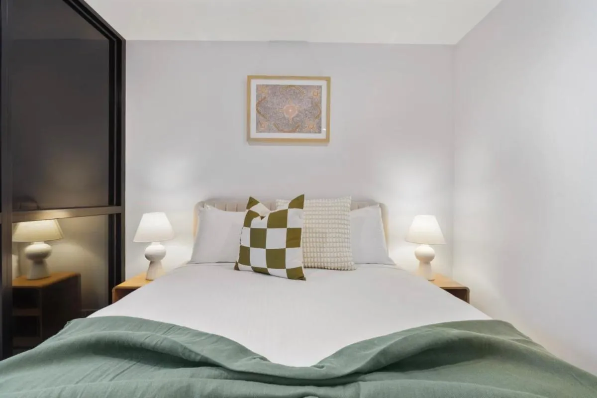 Charming Fitzroy Apartment — 5