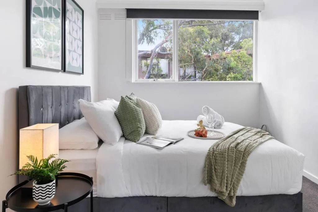 Charnwood 2BR: Homely Haven — 2