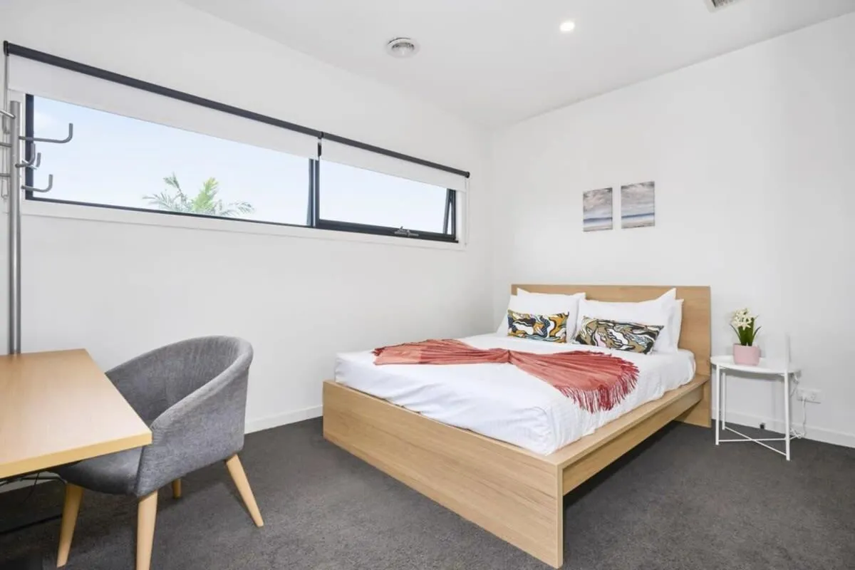 Chic South Yarra Gem – Near Chapel St & More — 2