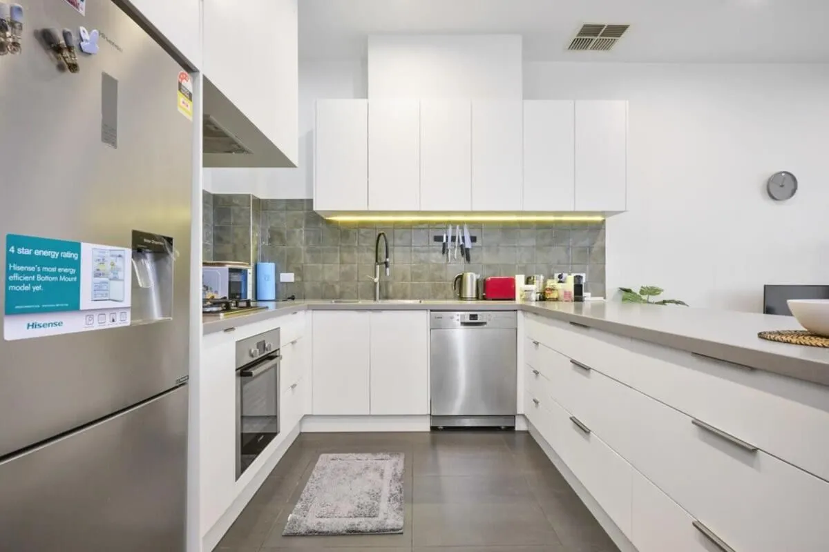 Chic South Yarra Gem – Near Chapel St & More — 4