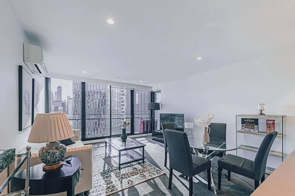 Chic Urban Oasis — 5