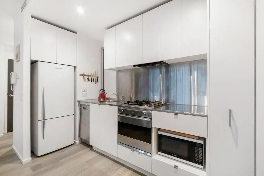 City View Central – Balcony Abode by Southern Cross — 4