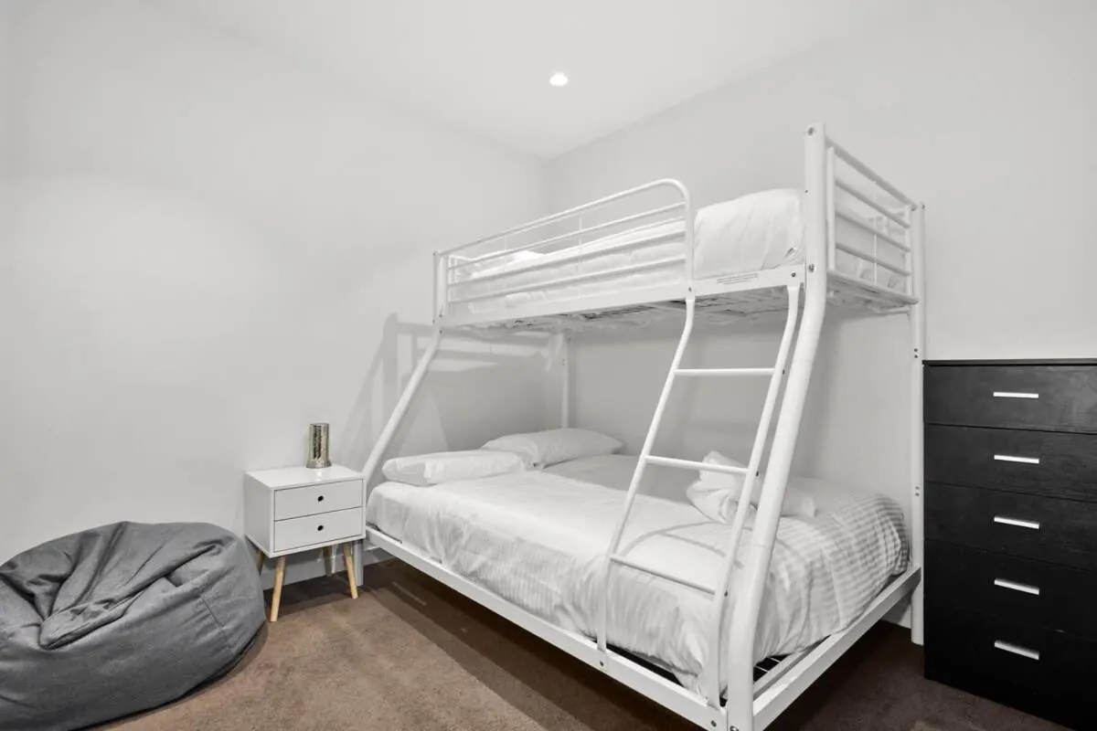 Cityscape Family Oasis 2BR with Parking — 2