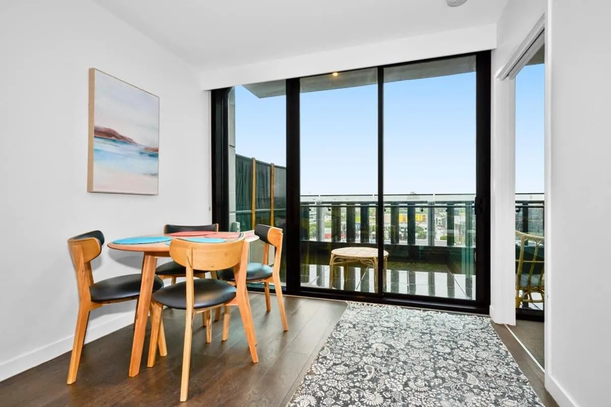 Cityscape Family Oasis 2BR with Parking — 4