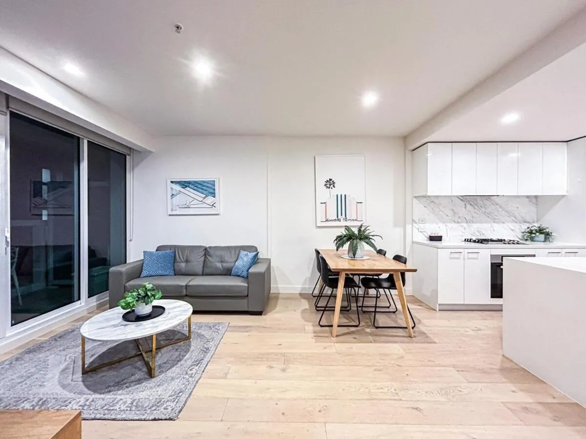 Close To Mel Uni 2br2ba Parking Balconywifigym — 4